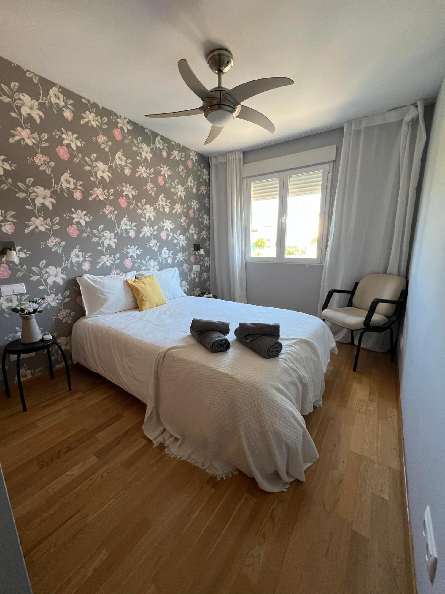 Estupenda Villa En Las Afueras Colmenar de Oreja エクステリア 写真