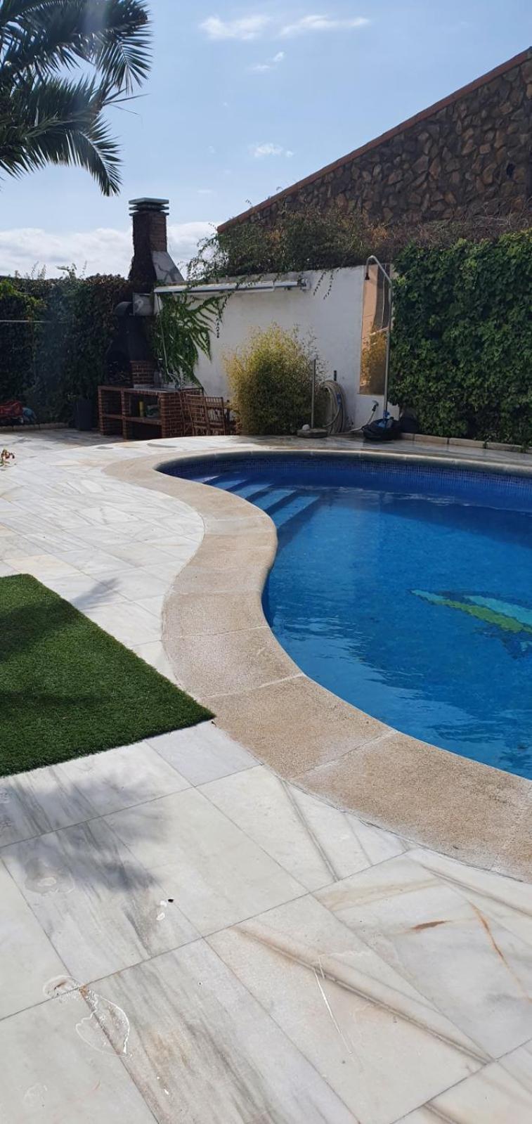 Estupenda Villa En Las Afueras Colmenar de Oreja エクステリア 写真